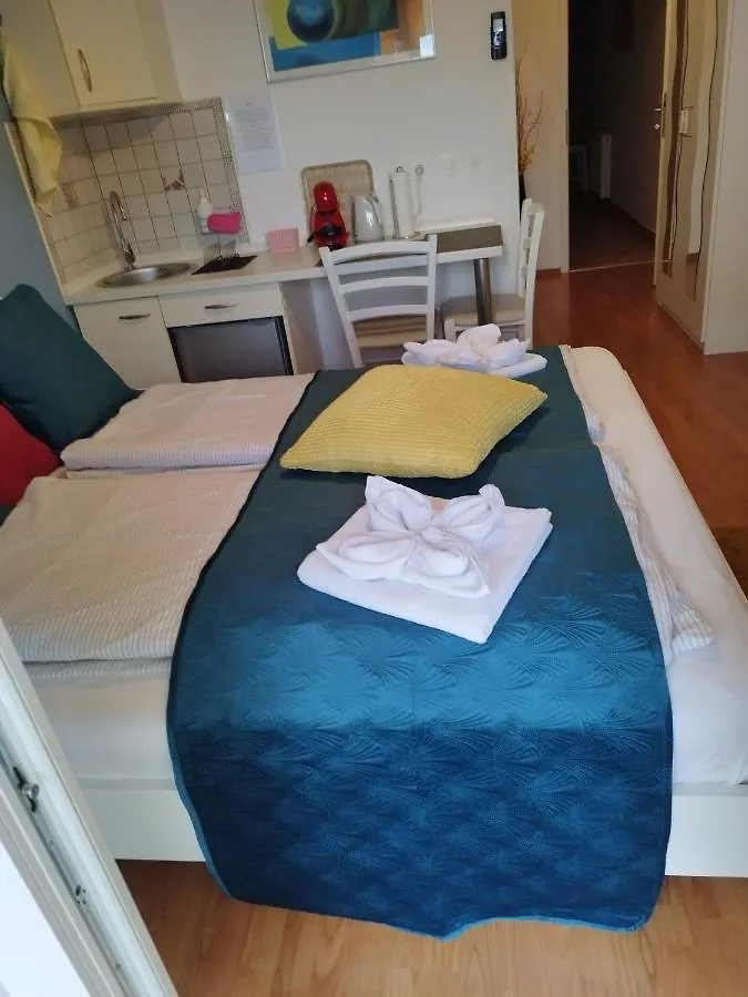 Apartments And Rooms Punta Umag Croatie