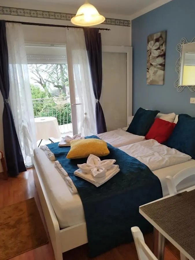 Apartments And Rooms Punta Umag Maison d'hôtes