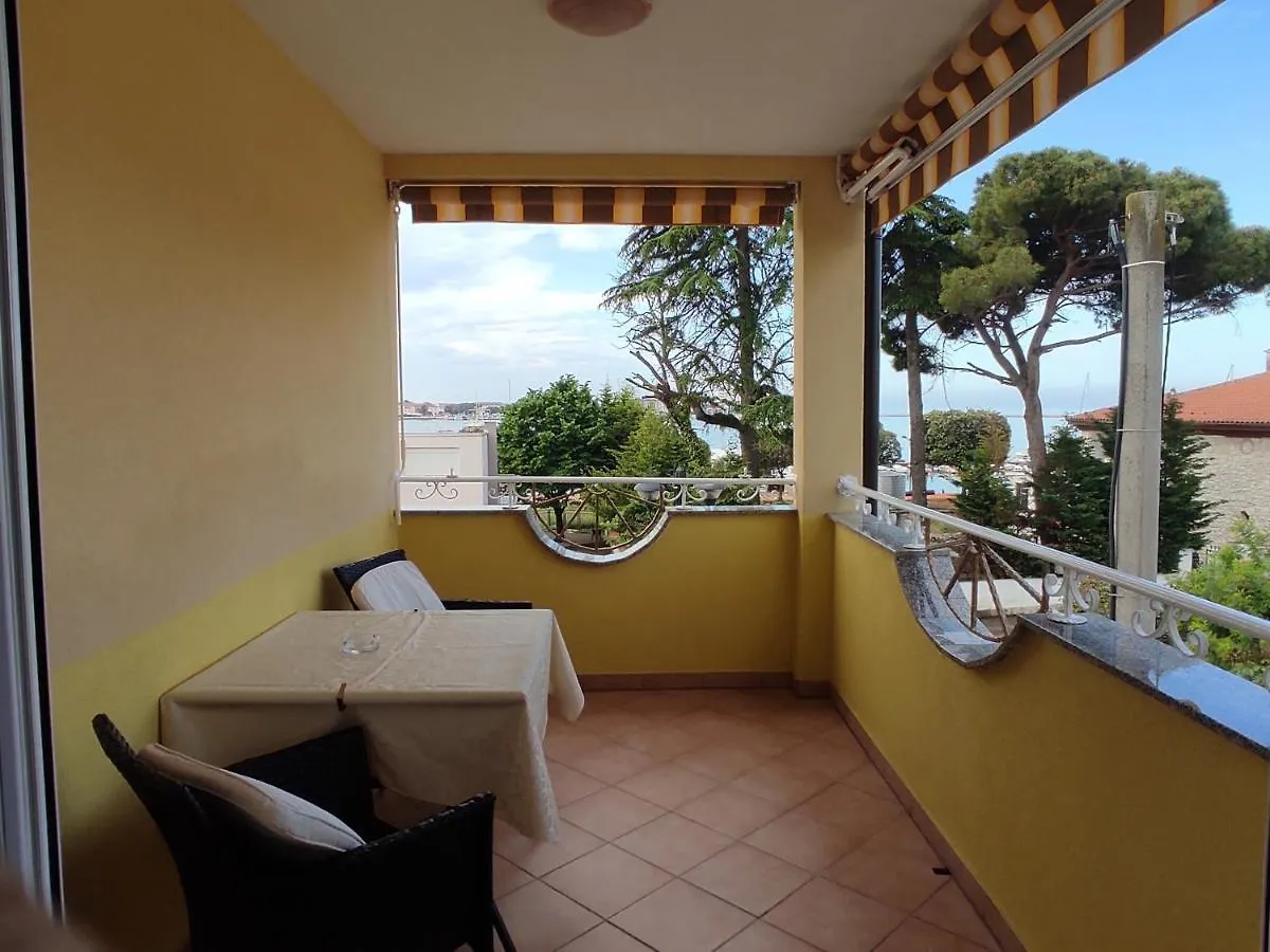 Apartments And Rooms Punta Umag